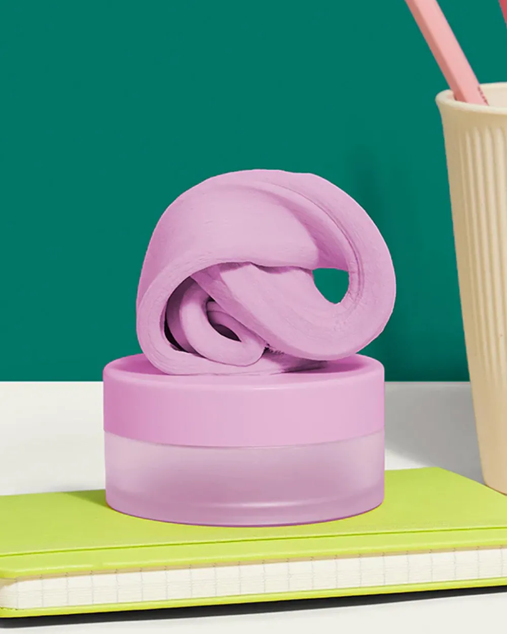 Speks Blur Calming Focus Putty - Blush^ Desk Accessories