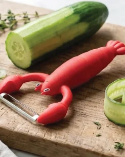 OTOTO Clawy Peeler^ Kitchen + Bar