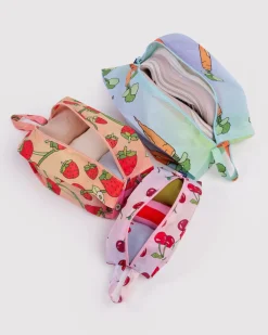 Baggu 3D Zip Set - Carrots + Berries^ Travel Accessories
