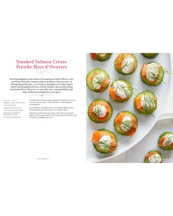 Kim Laidlaw Emily in Paris: The Official Cookbook^ Books