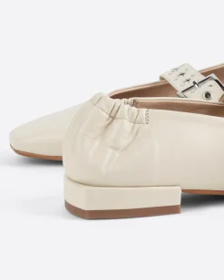Intentionally Blank Forum Mary Jane - Creme^ Shoes