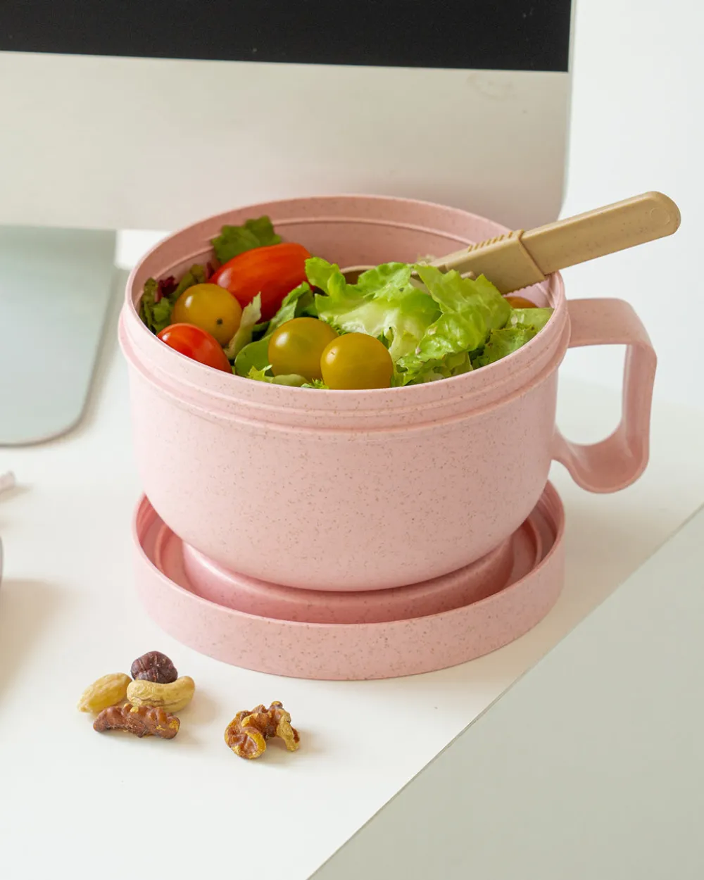 Helio Ferretti Co Round Bon Appetit Lunch Box - Pink^ Bags