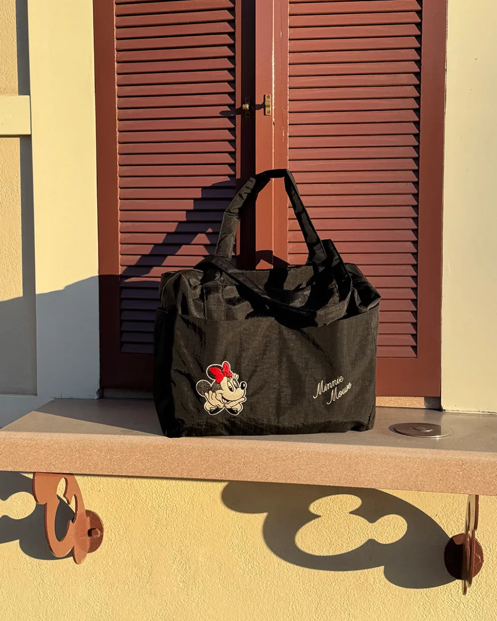 Baggu Small Cloud Carry-On Bag - Embroidered Minnie Mouse^ Bags